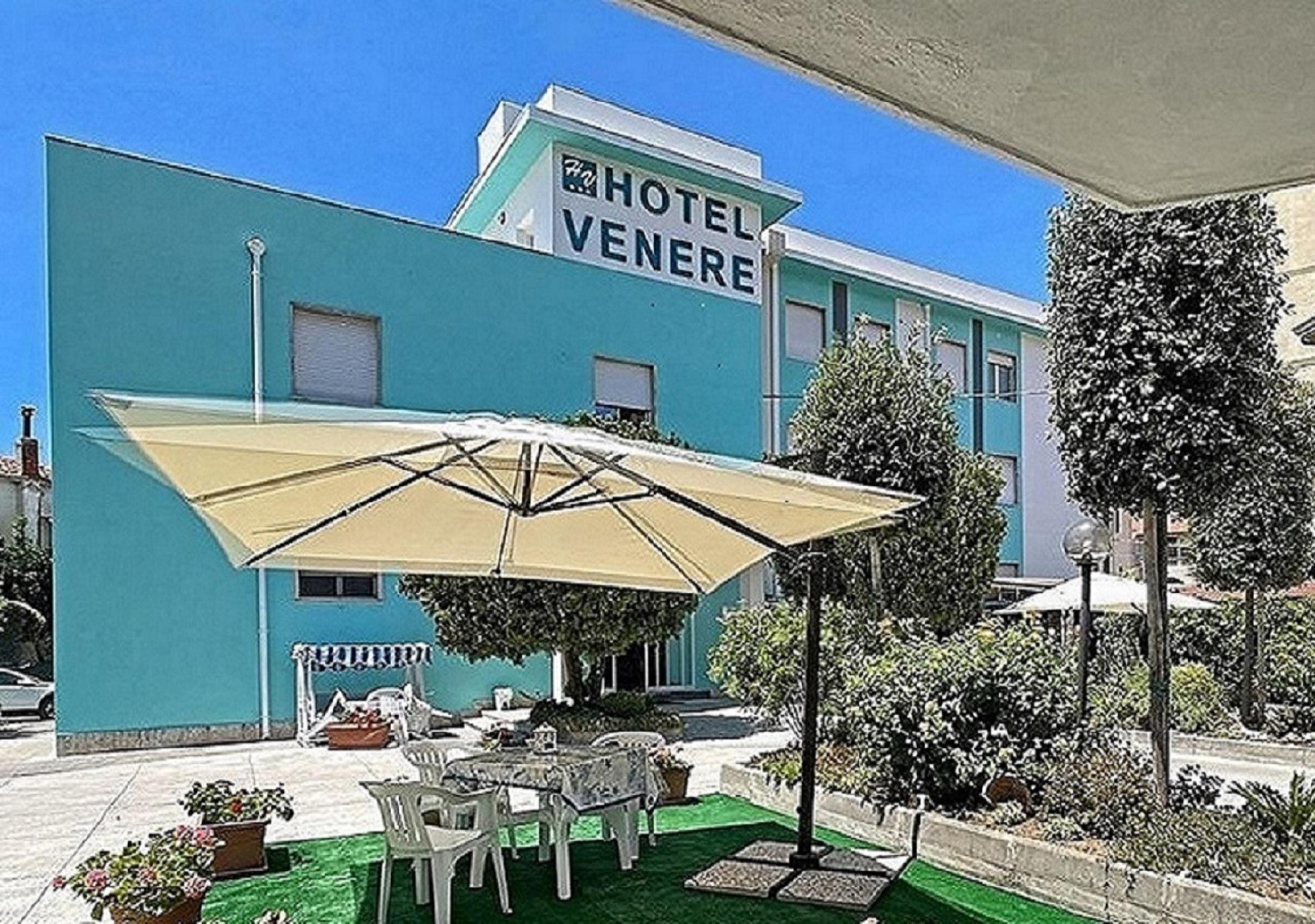 Hotel Venere Ascea Buitenkant foto